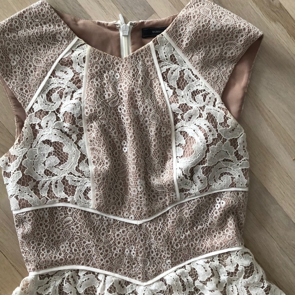 BCBG Lace Tiered Dress - Picture 5 of 8